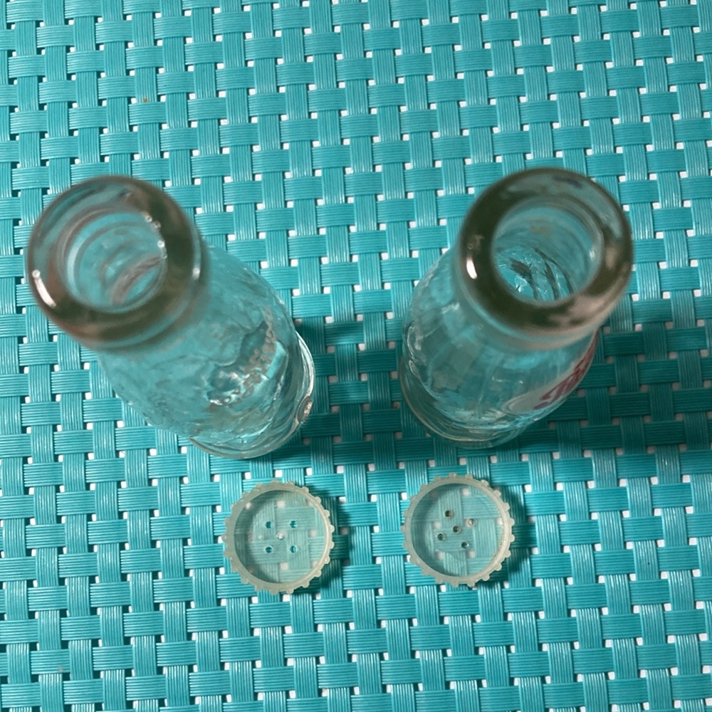 Vintage Pepsi Cola Glass Salt & Pepper - Picture 5 of 5